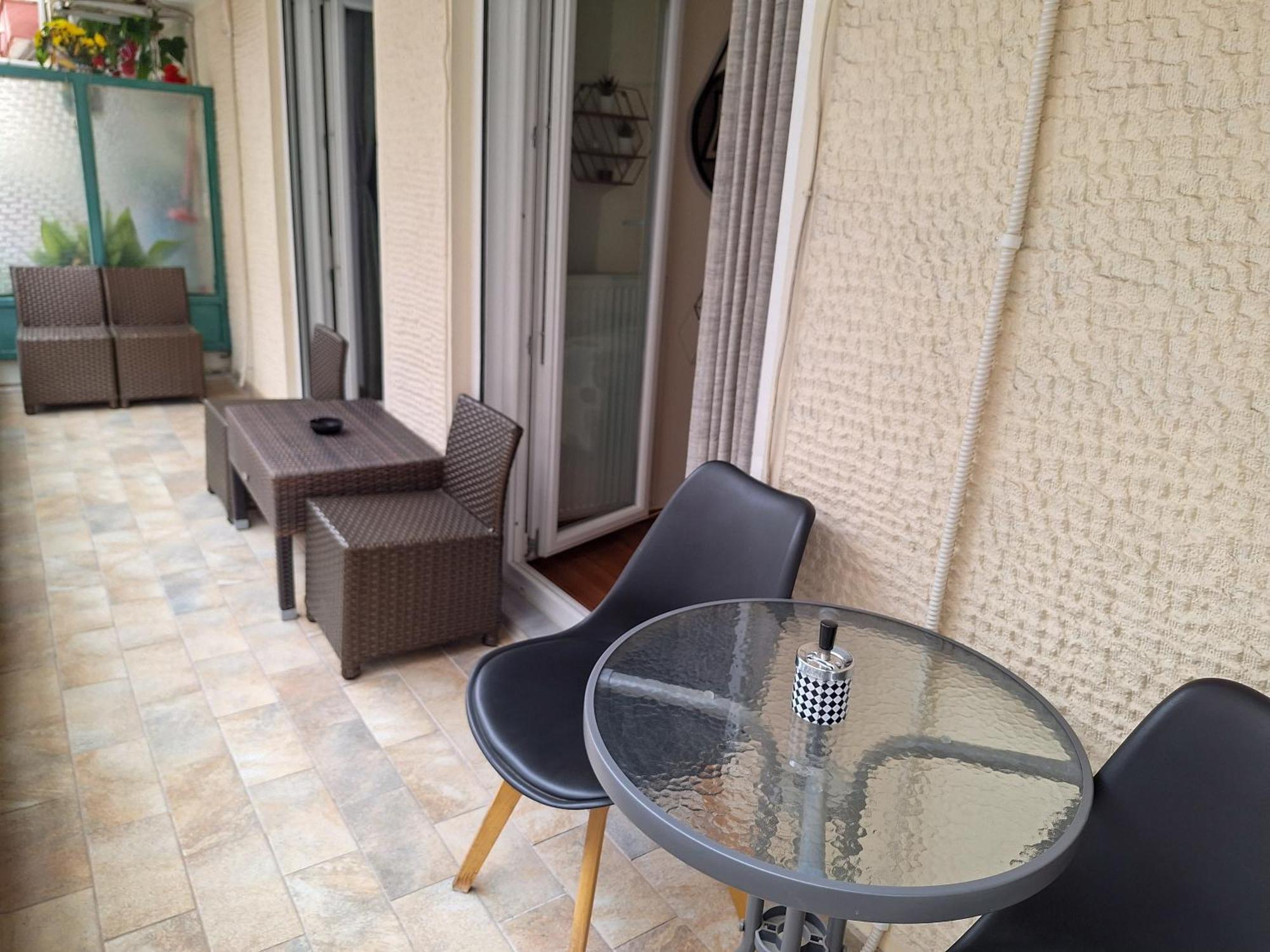סלוניקי Cozy Apartment In The City Center מראה חיצוני תמונה
